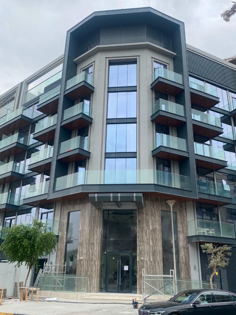 Jumeirah Corporate Headquarters Grand Lobby structural glazing